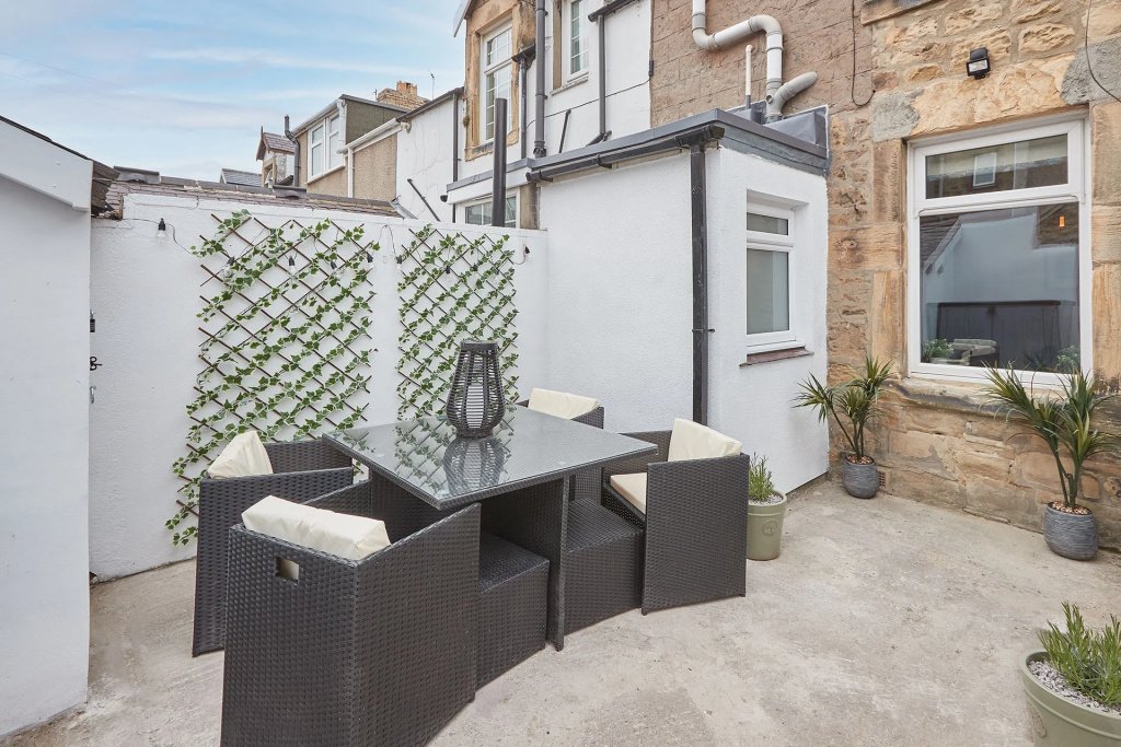 Host Stay King s Cottage