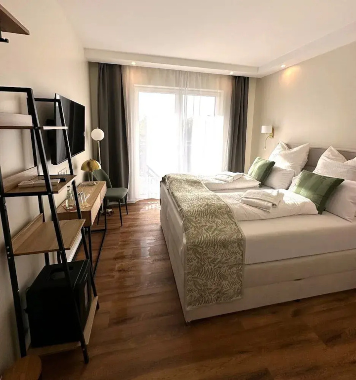 Standard Double room (full double bed)