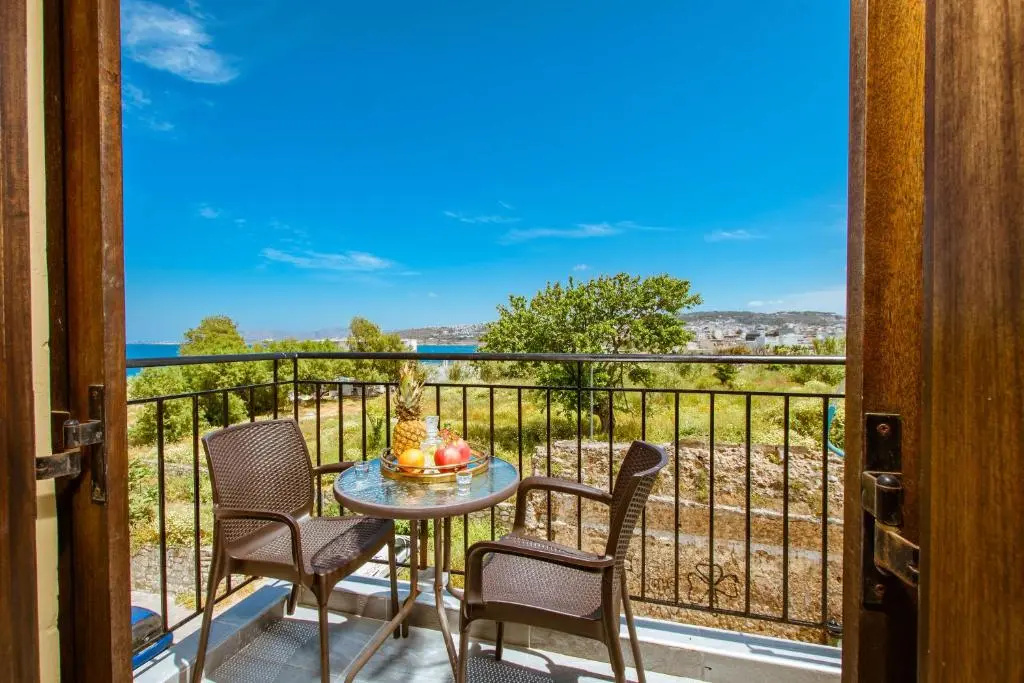 Standard Family room with partial sea view