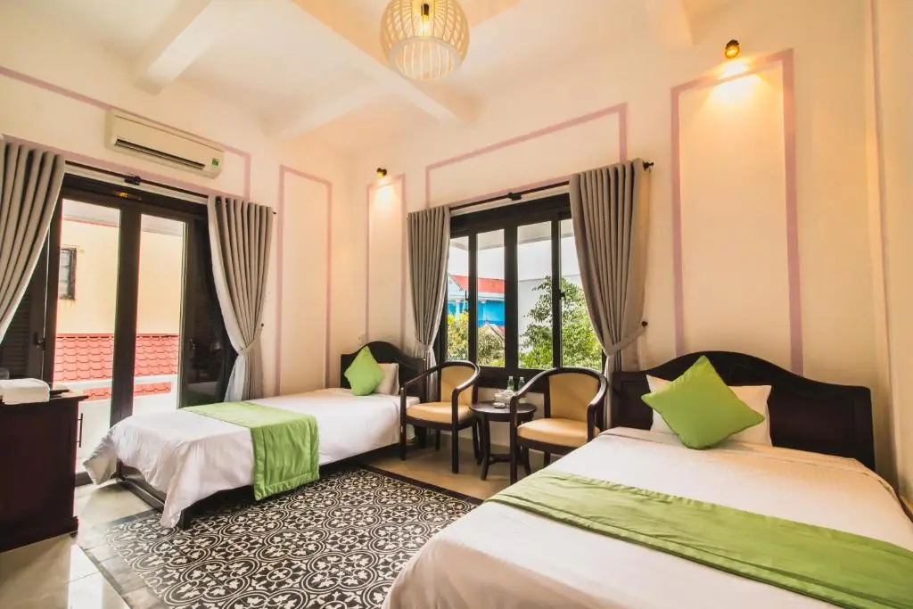 Standard Double room (full double bed)