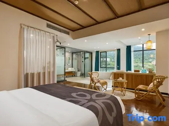 Standard Double room with river view (twin beds)