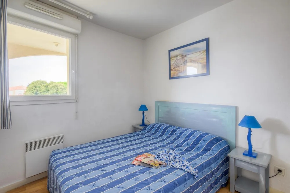 Voir la photo 3 — Coastal Apartment Near Marina