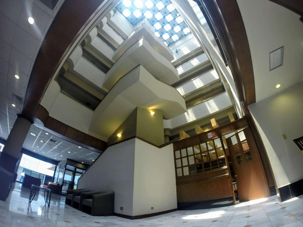 Lobby & Reception