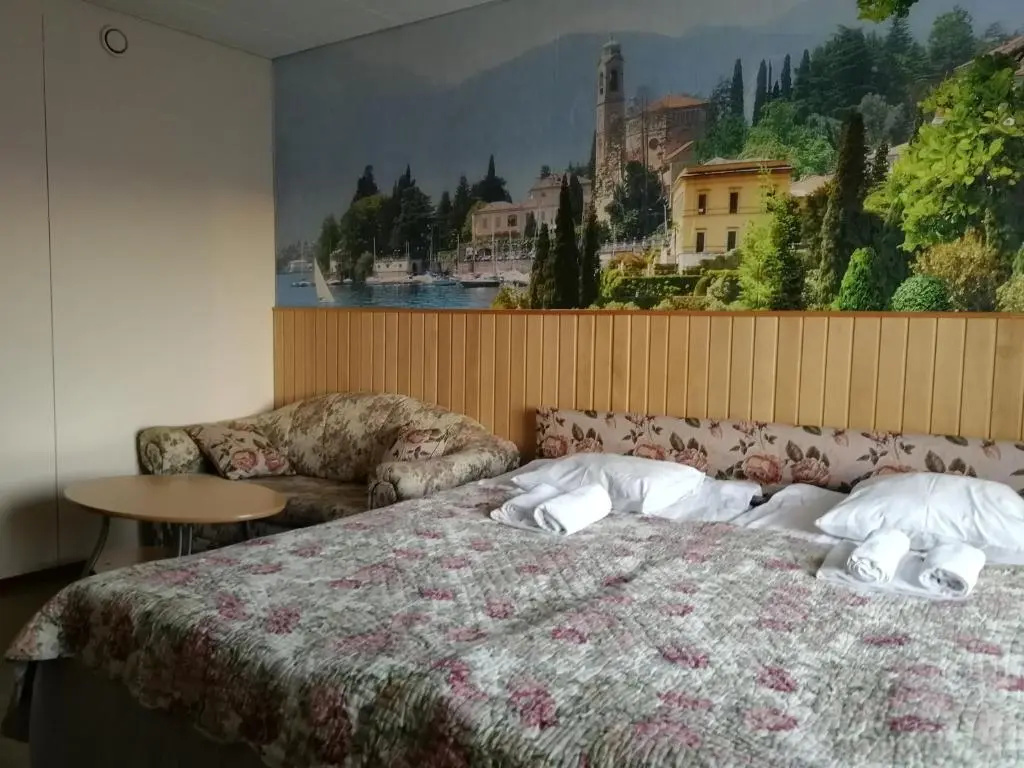Standard Family room