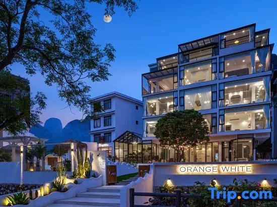 Orange white Vacation Homestay