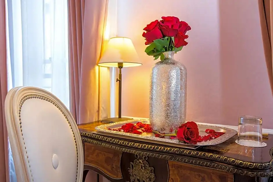 Hôtel Eiffel Trocadéro 43