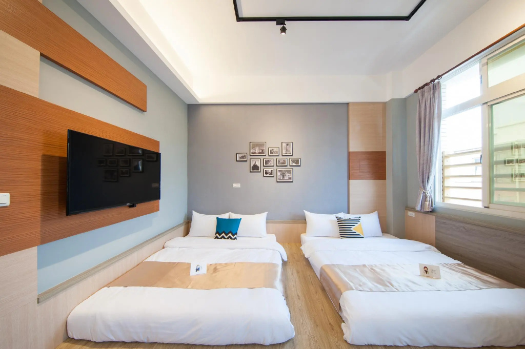 Standard Sextuple room