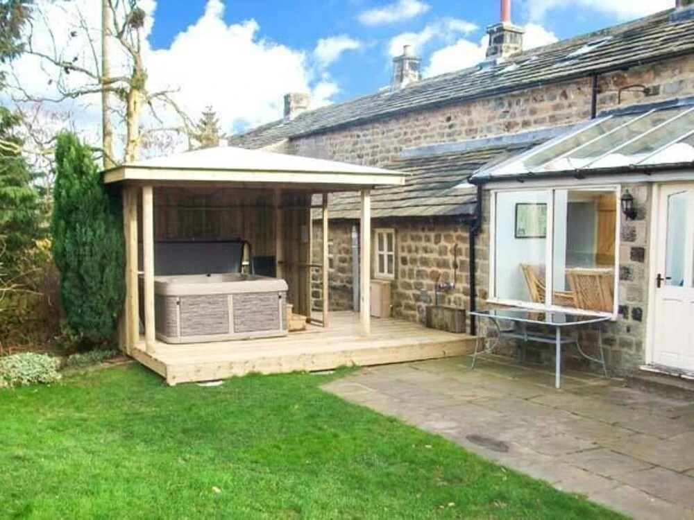Hookstone House