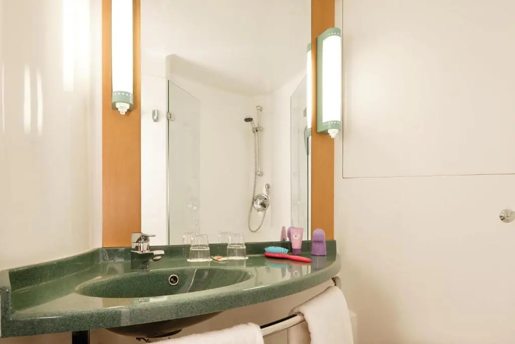 ibis Como - Chambres