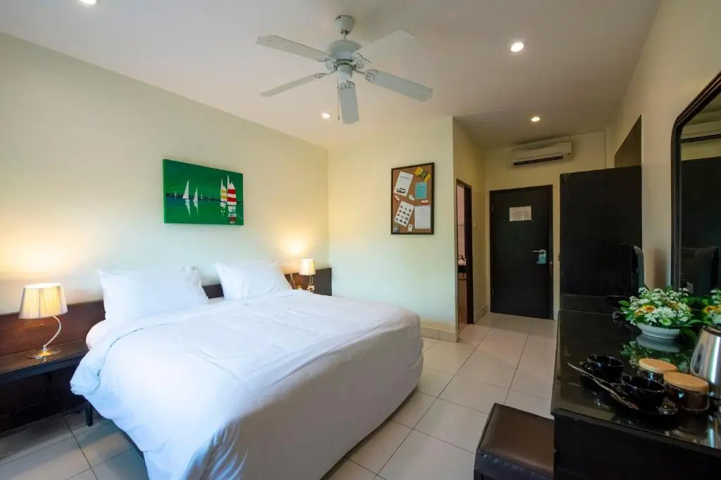 Lokal Phuket - Chambres