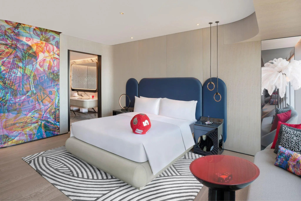 Standard Double room with partial ocean view (full double bed)