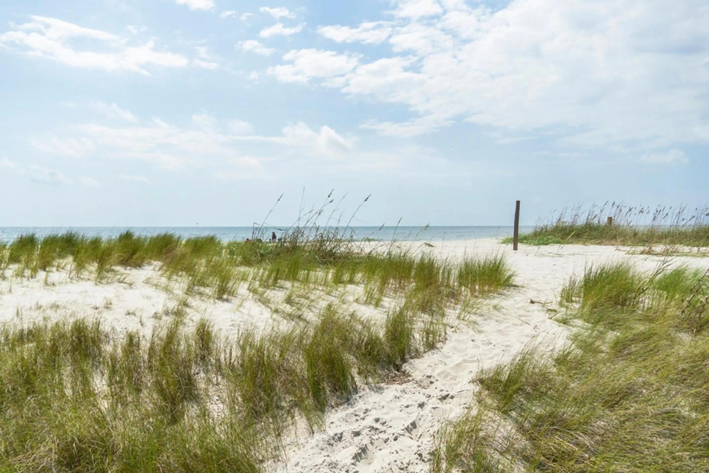 A Bella Vista by Oak Island Accommodations