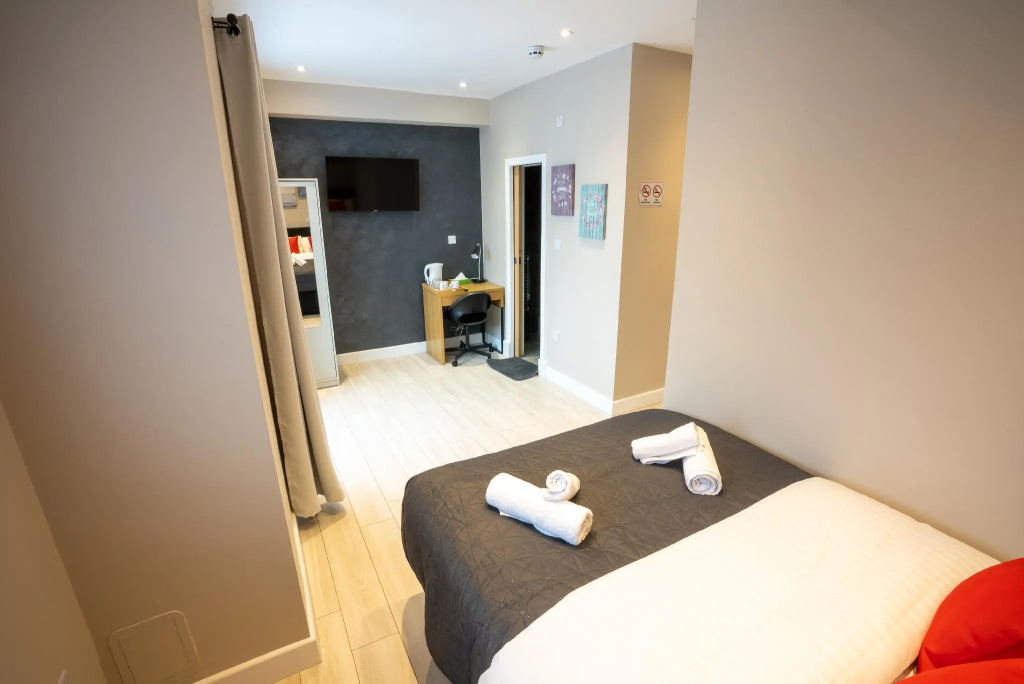 Suite with garden view