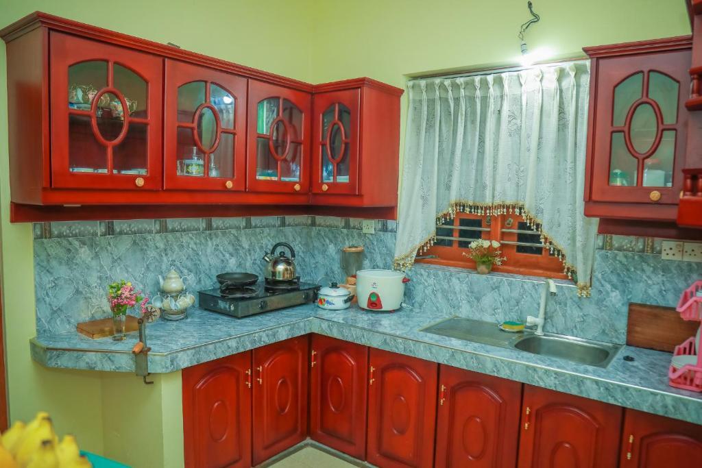 Hasaranga Holiday House