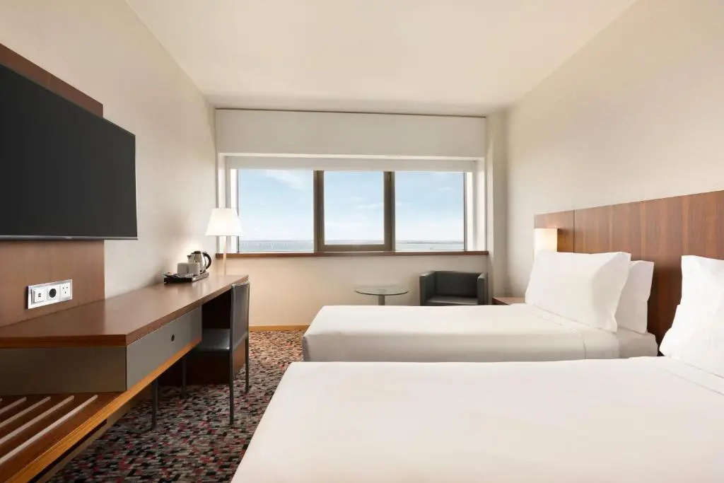 Ramada by Wyndham Lisbon - Chambres