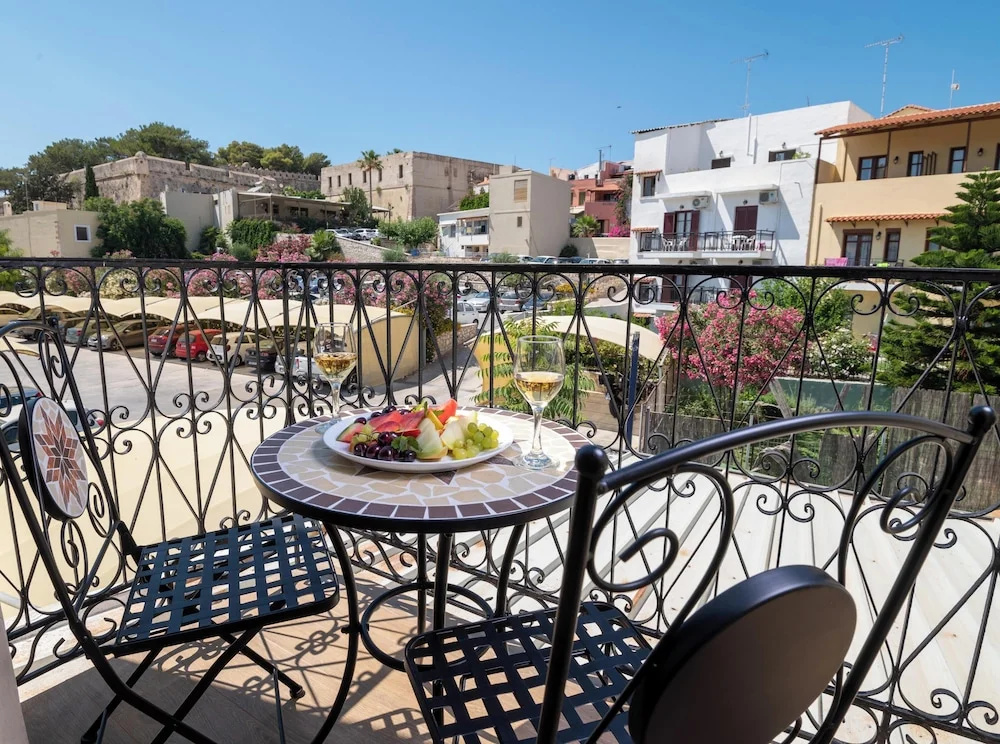 John Mary Suites