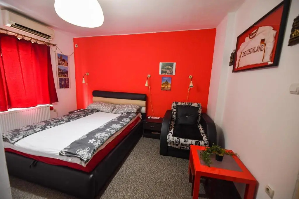 Standard Double room (full double bed)