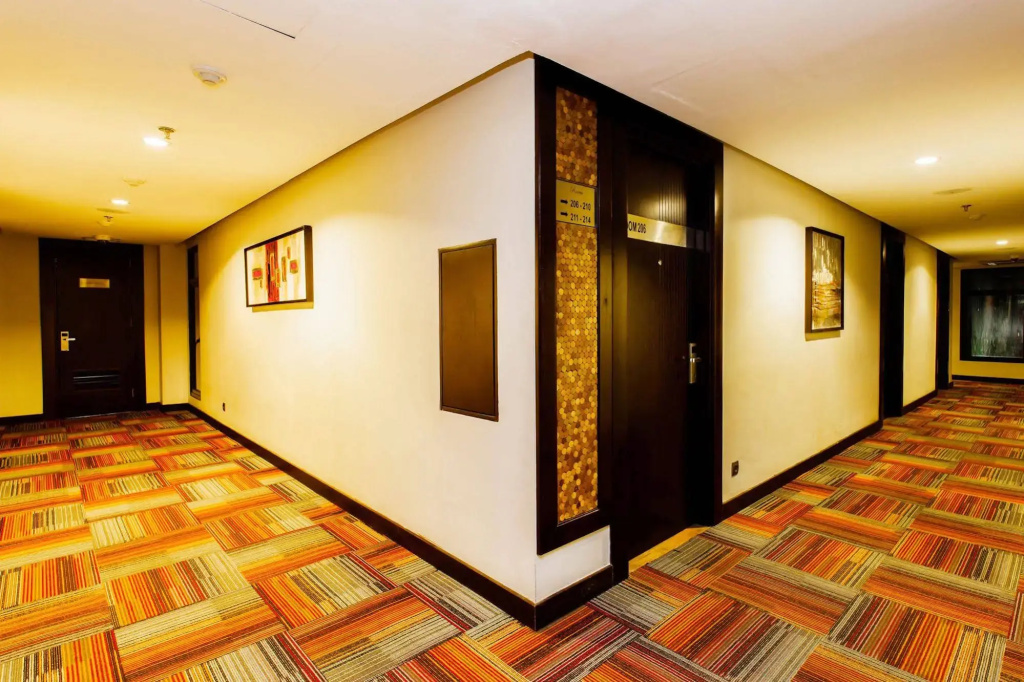 Hotel photo 8