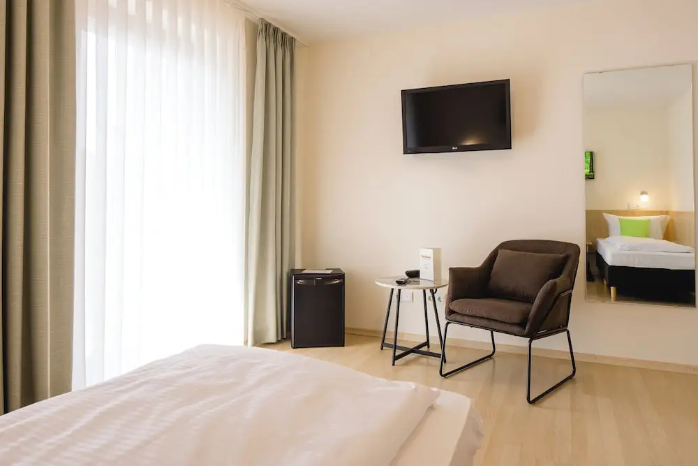 Comfort room