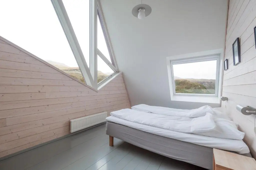 Suite with mountain view