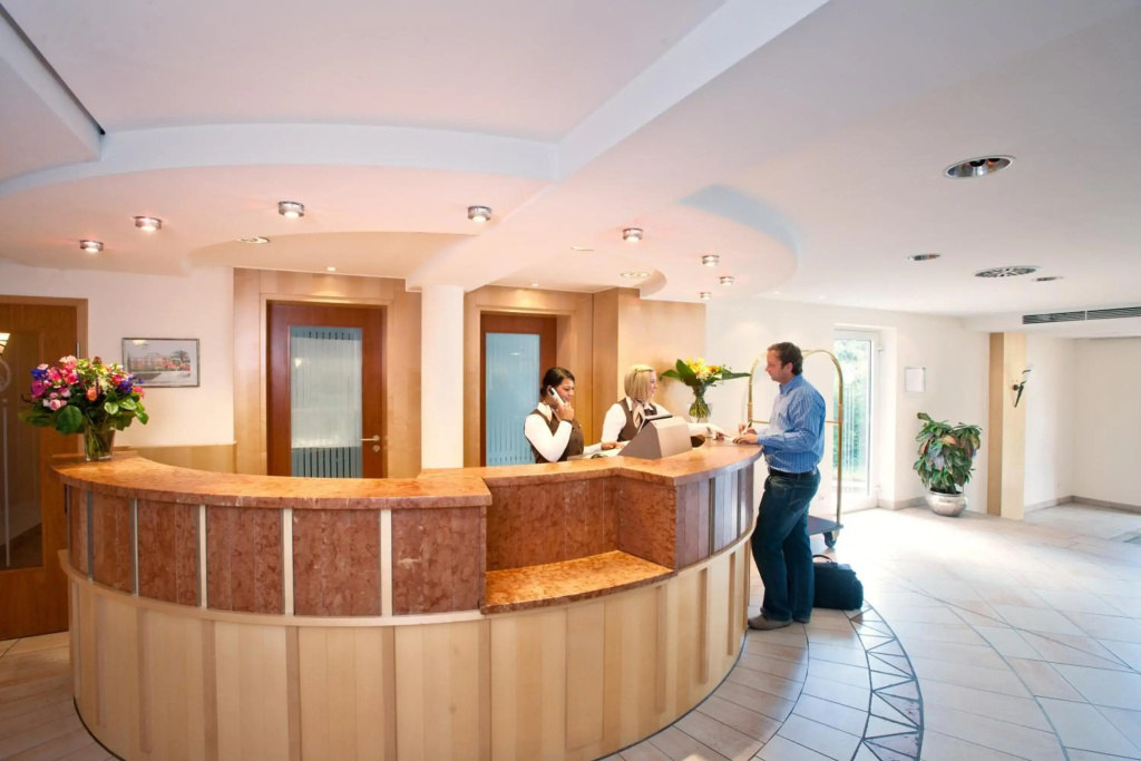 Hotel photo 12