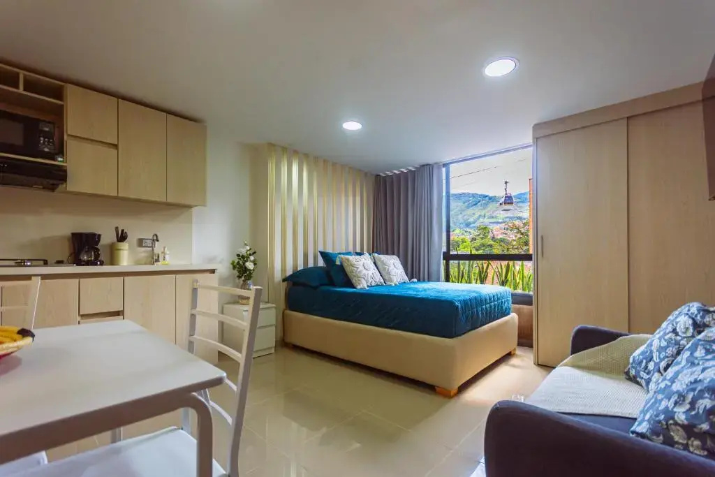 Deluxe Double Studio (full double bed)