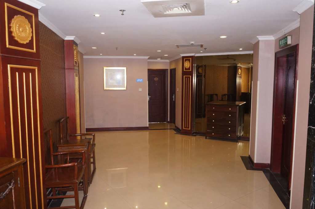 Seventh Heaven Hotel - Général
