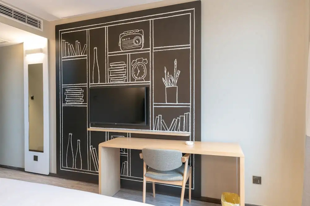 Двухместный номер Standard двуспальная кровать в Ibis Shaoxing North Yangming Rd Hotel