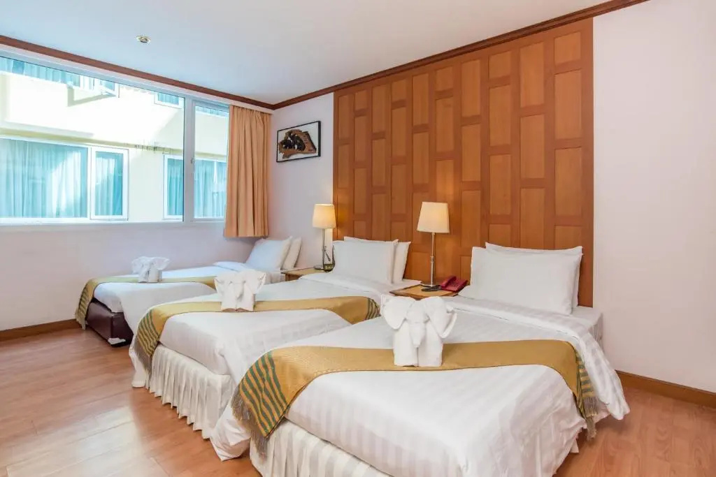 Superior Triple room