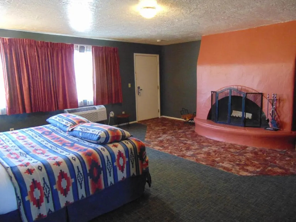 Standard Deluxe Double room (full double bed)