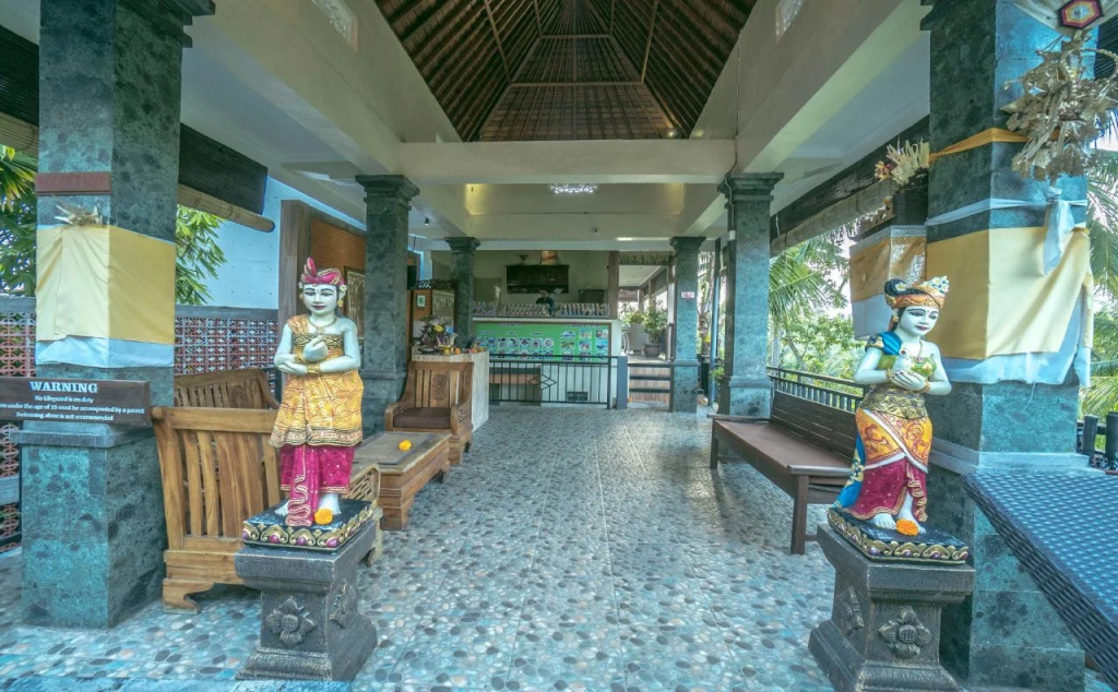 Adi Bisma Inn — фото