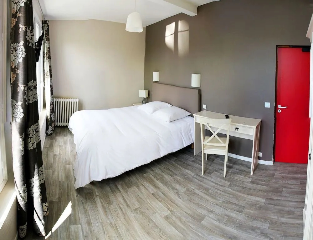 Voir la photo 4 — Hôtel de France