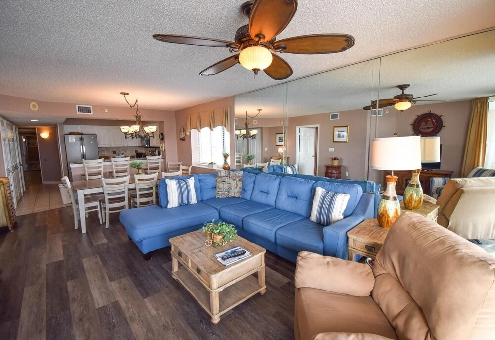 North Shore Villas 801 4 Bedroom Condo by RedAwning, North Myrtle Beach