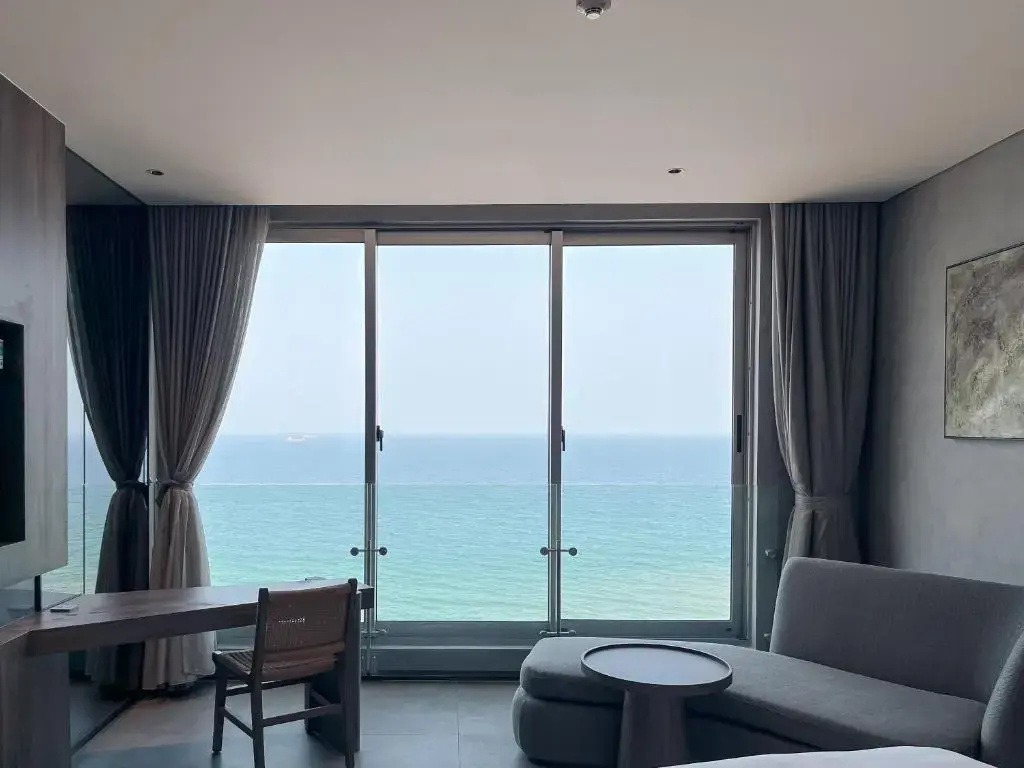 Standard Family room seafront