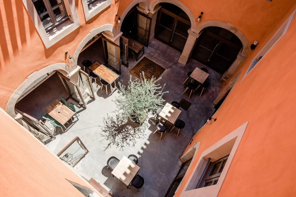 Hotel photo 12