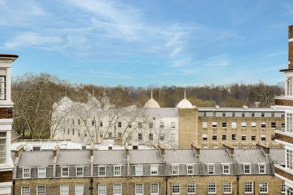 Luxury Baker Street Apartment