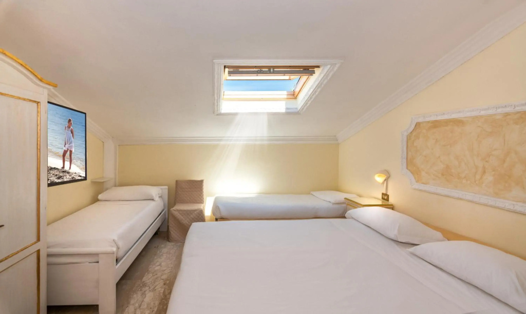 Hotel photo 30
