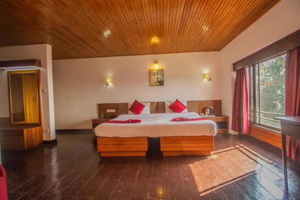 Standard Double room (full double bed)