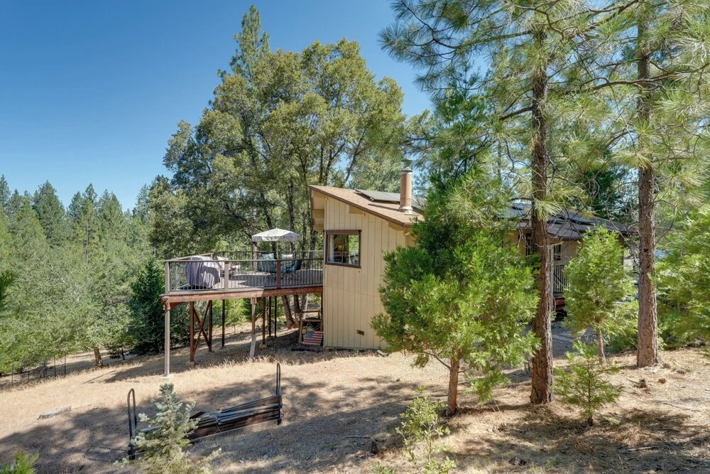 Serene Groveland Cabin Rental Near Yosemite!