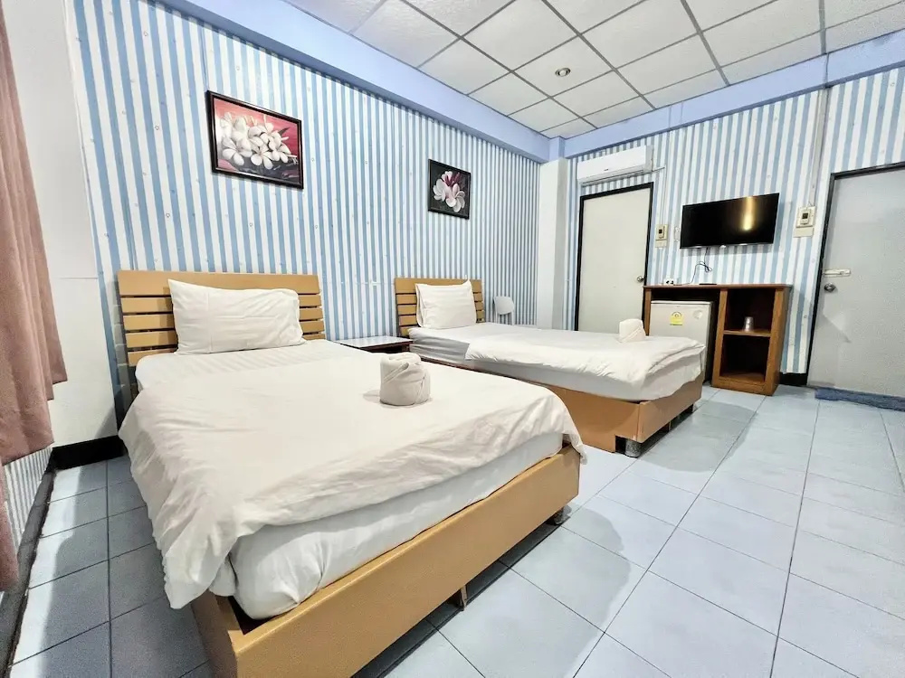 Standard Double room (twin beds)