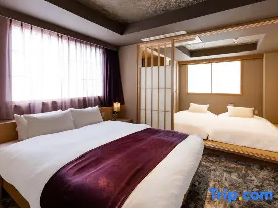 Deluxe with Kitchen Quadruple room