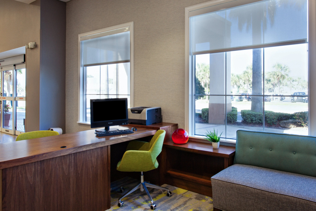 Holiday Inn & Suites Daytona Beach on the Ocean by IHG - Général