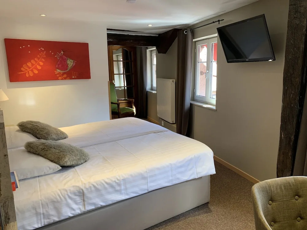 Au Cheval Blanc Hôtel et Restaurant - Chambres
