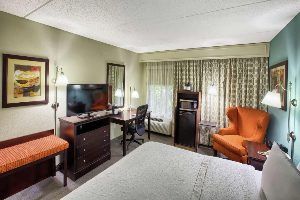 Standard Double room (full double bed)