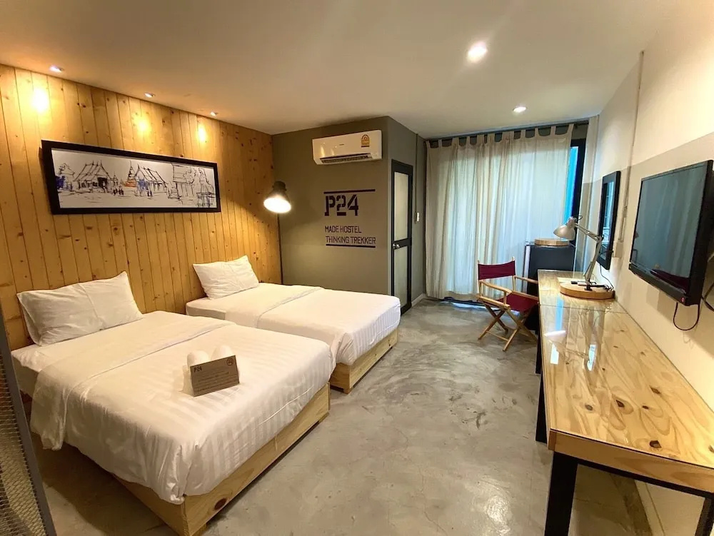 Standard Double room with balcony (twin beds)