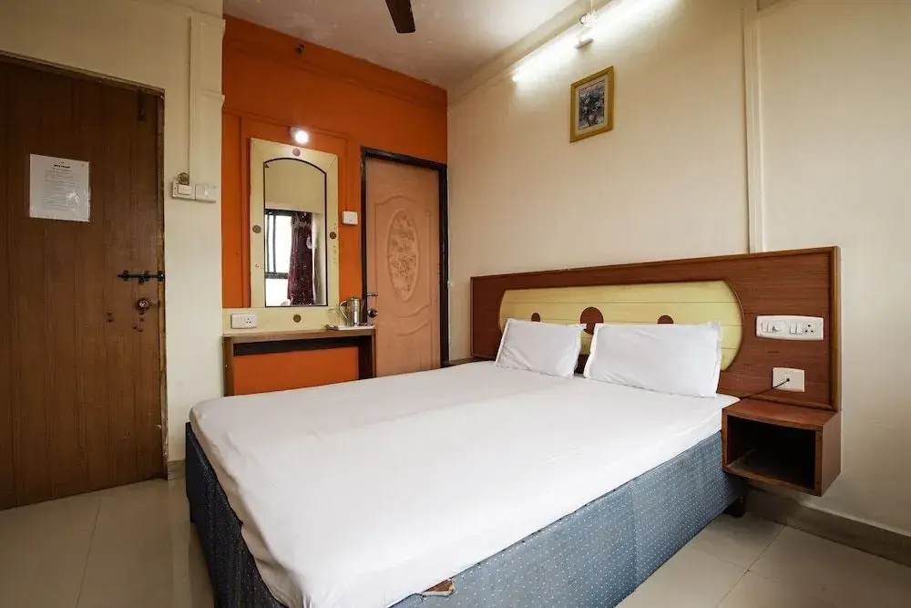 Hotel Poonam by OYO Rooms