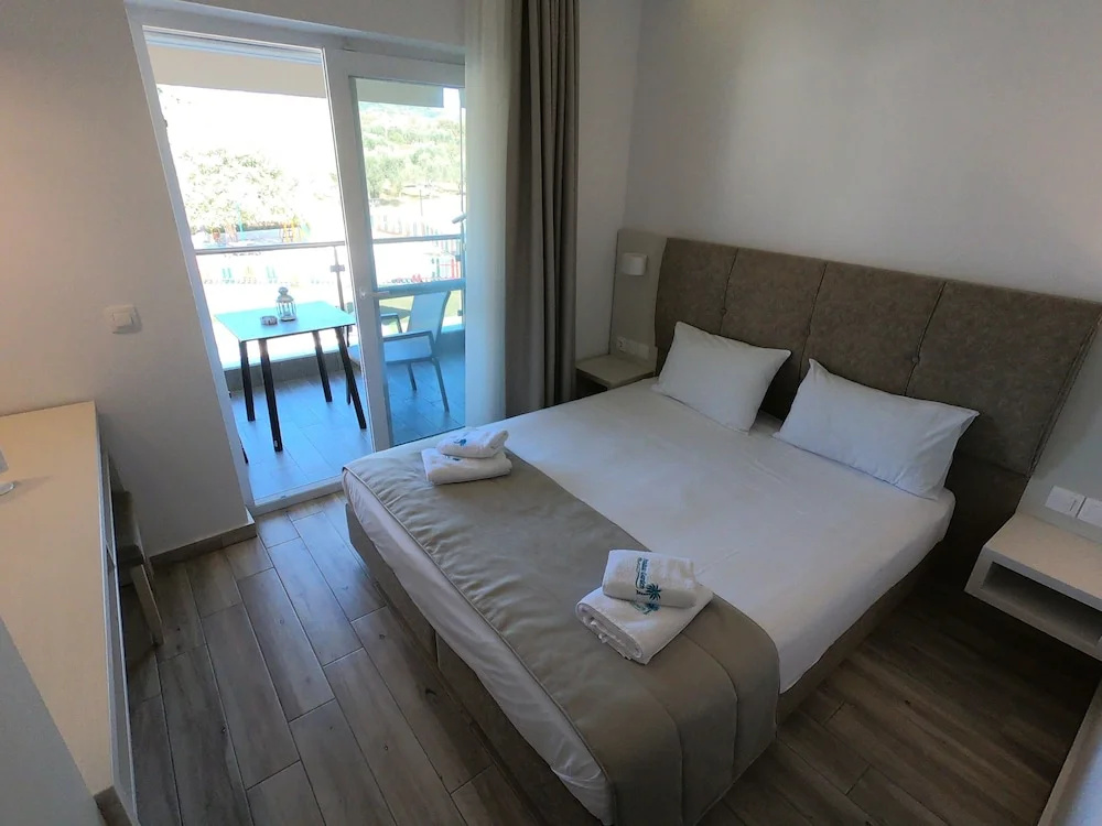 1 Bedroom Studio with balcony and with view
