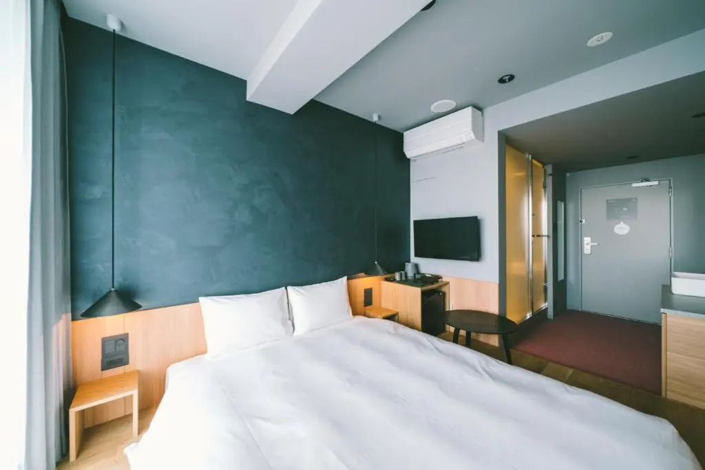 Superior Double room (full double bed)
