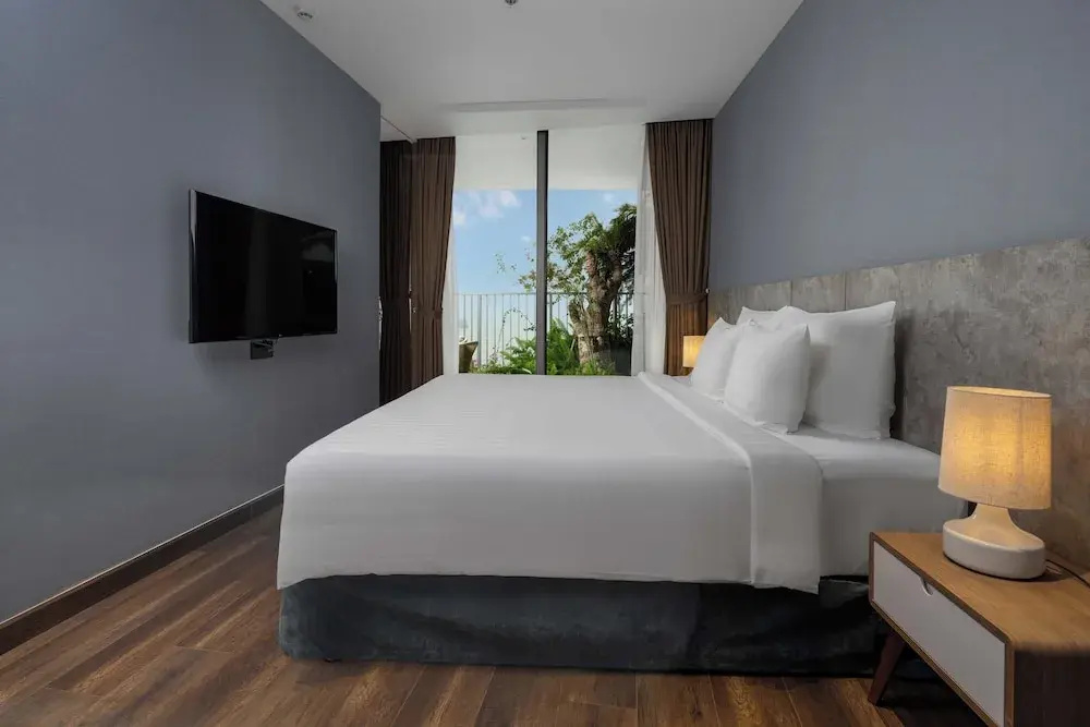 Premier room