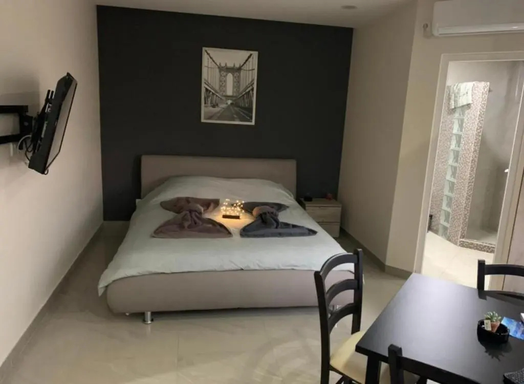 apartmani 0612221211